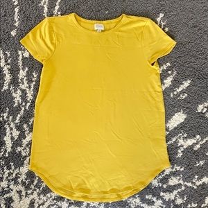 Super comfortable yellow t-shirt
